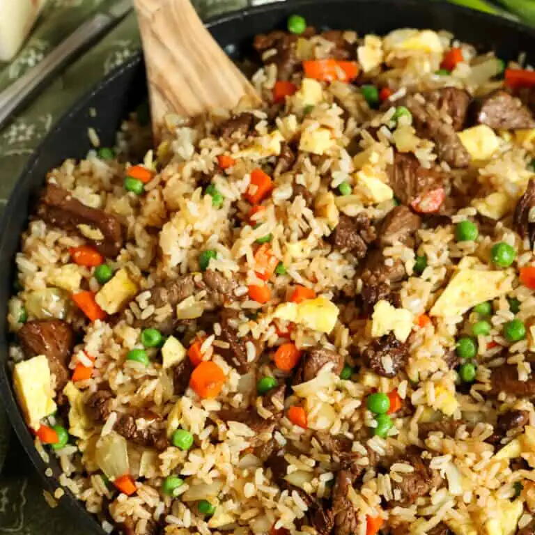Beef Fried Rice | RecipeLion.com