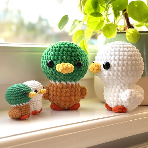Free Duck Amigurumi Crochet Pattern | AllFreeCrochet.com
