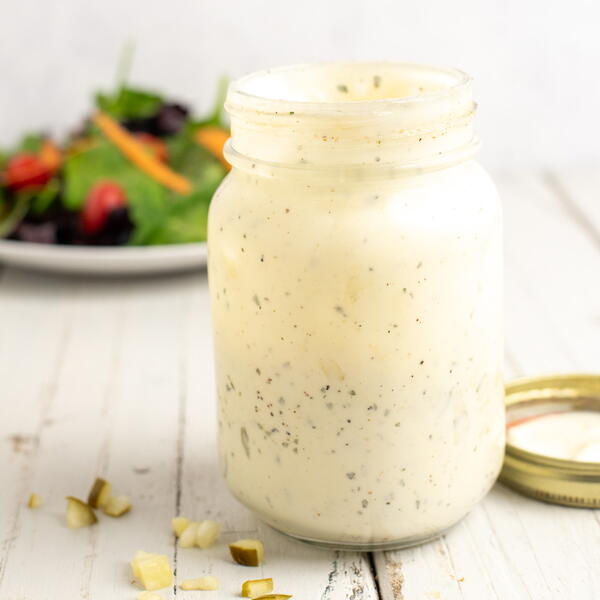 Easy Dill Pickle Ranch Dressing Recipe