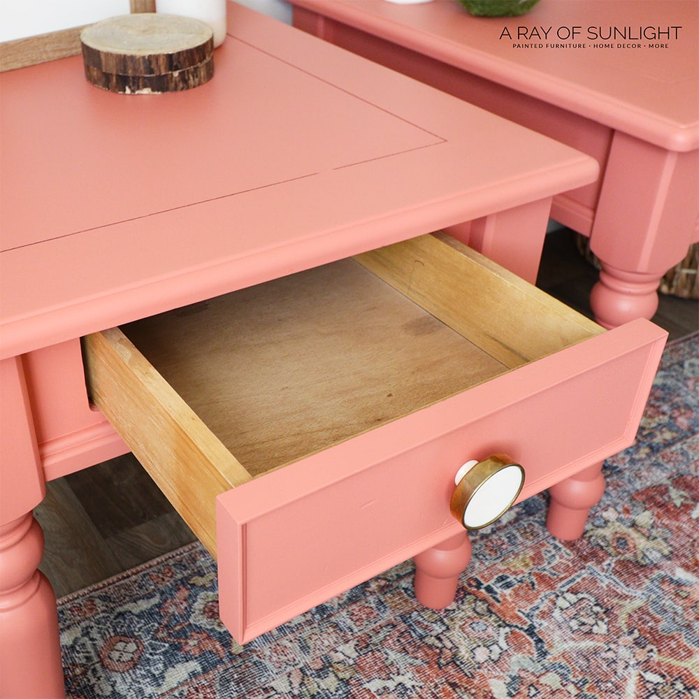 Pink Old Table Pretty Pink End Tables | CheapThriftyLiving.com