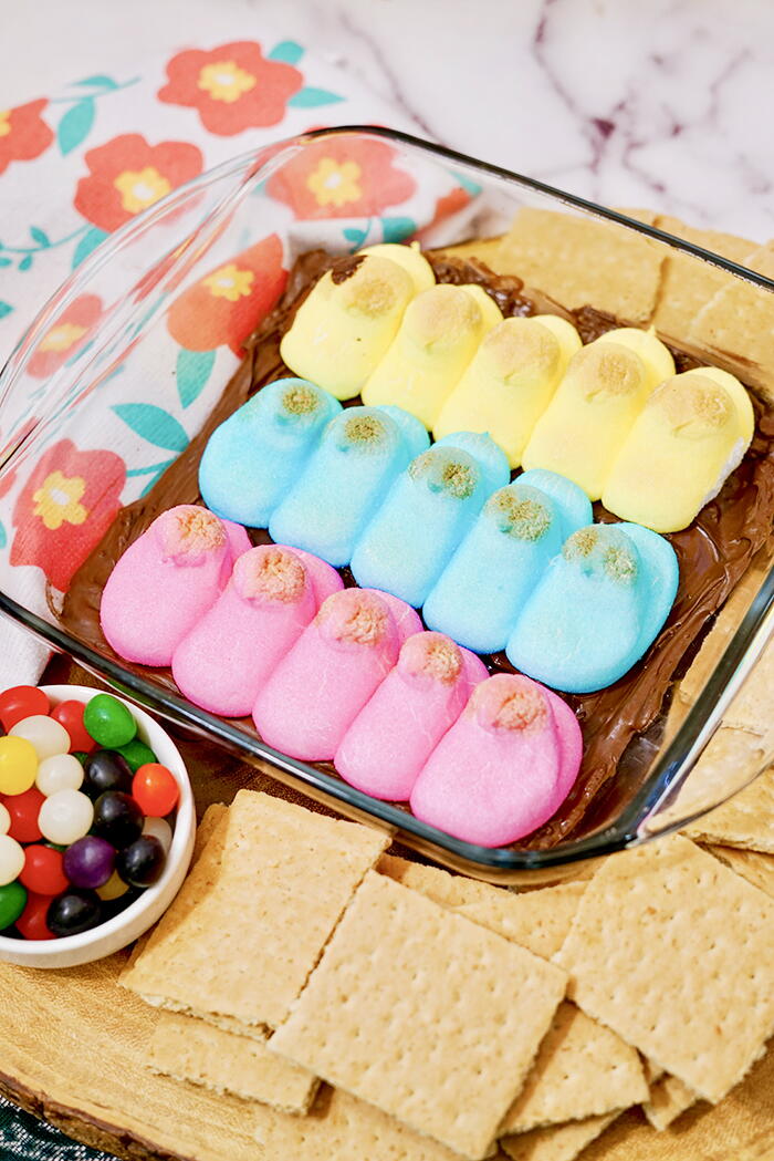 Easter Peep Smores Dip Recipe | RecipeLion.com