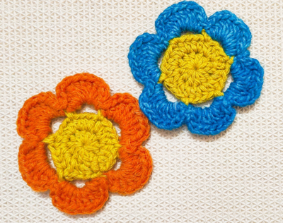 How To Crochet A Simple Flower Embellishment
