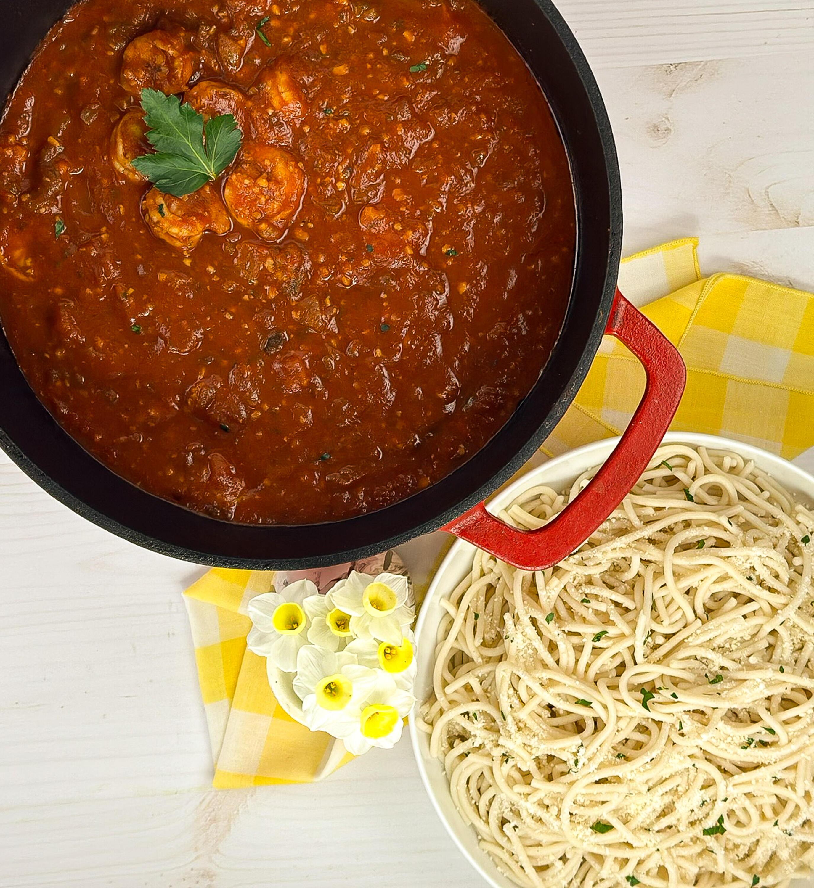 Cajun Shrimp Spaghetti | FaveSouthernRecipes.com