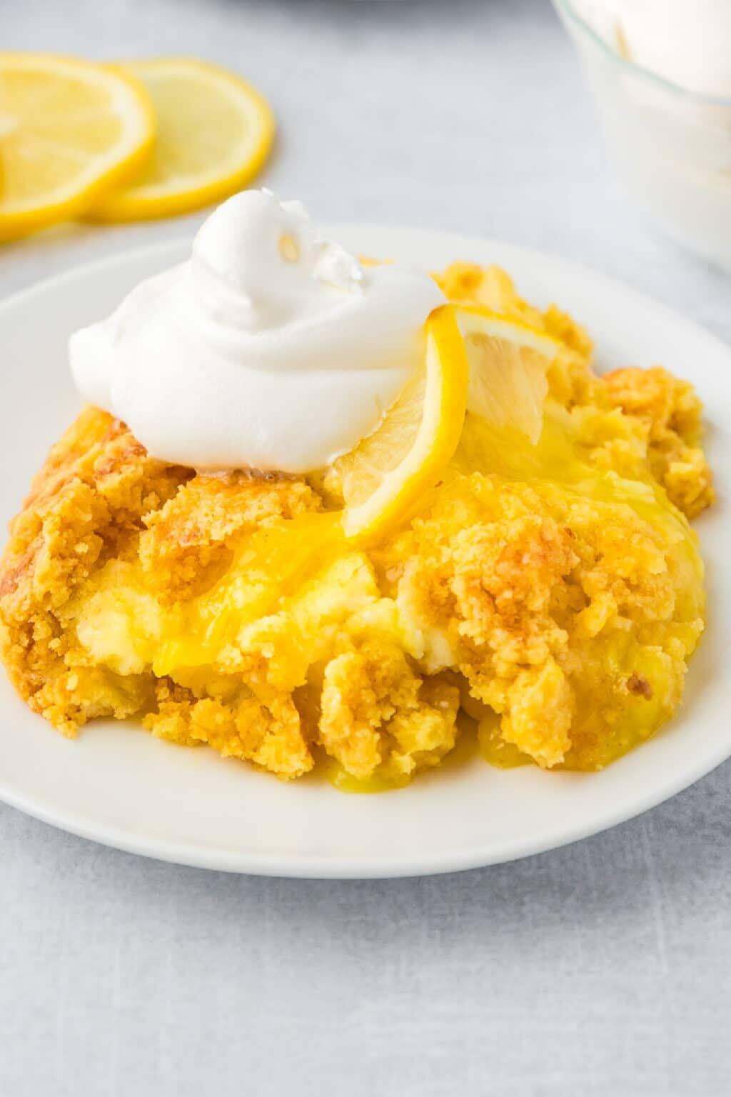 Easy Lemon Dump Cake Recipe | RecipeLion.com