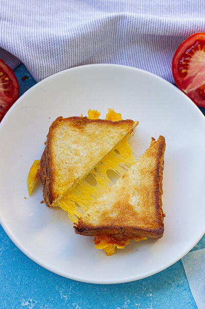 Air Fryer Grilled Cheese Sandwich - New York Times Copycat