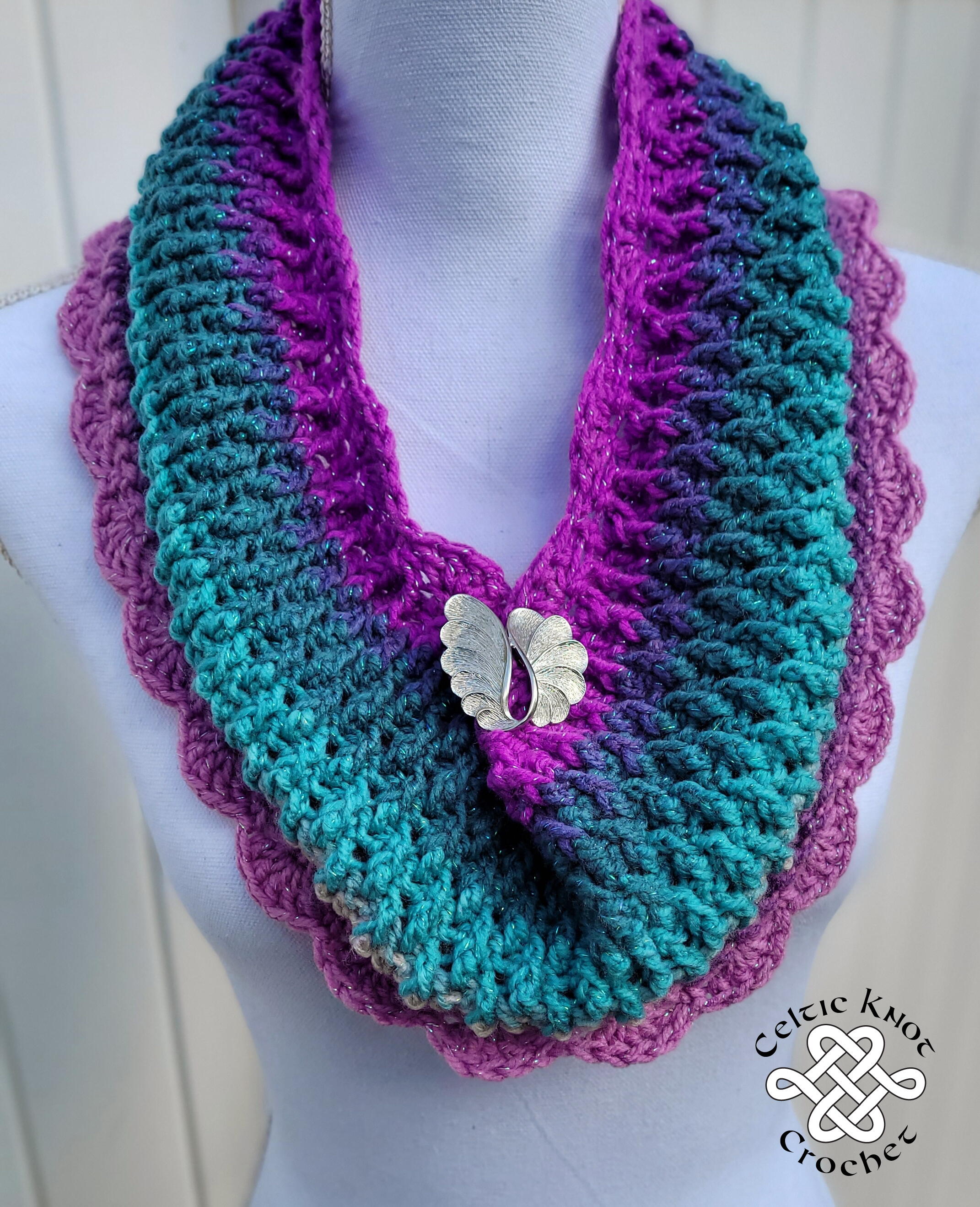 Alpine Stitch Cowl 