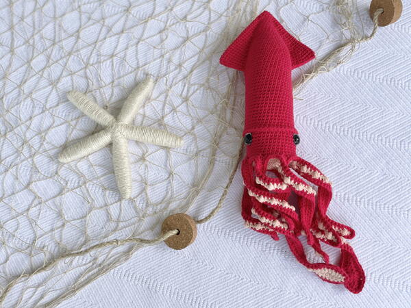 Axel The Squid Amigurumi