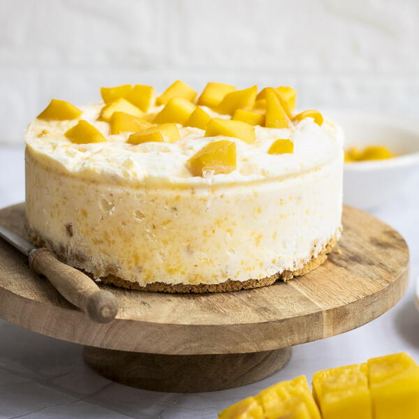 Creamy And Indulgent No Bake Mango Cheesecake