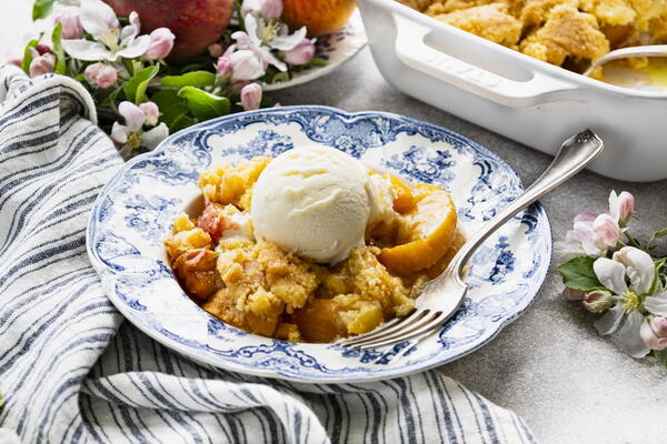 Southern Peach Cobbler With Jiffy Mix