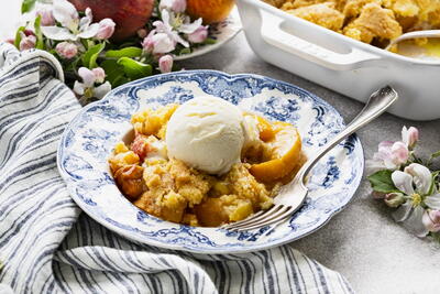 Southern Peach Cobbler With Jiffy Mix