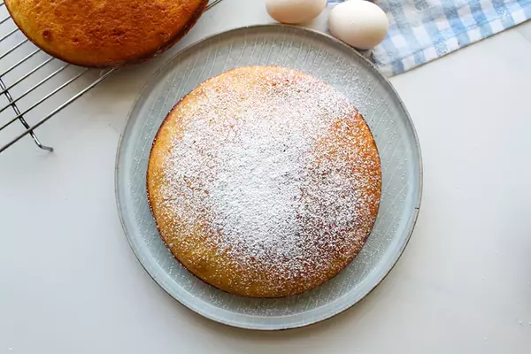 Buttermilk Sponge Cake