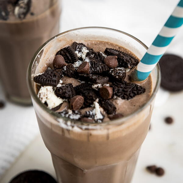 Creamy And Delicious Oreo Milkshake