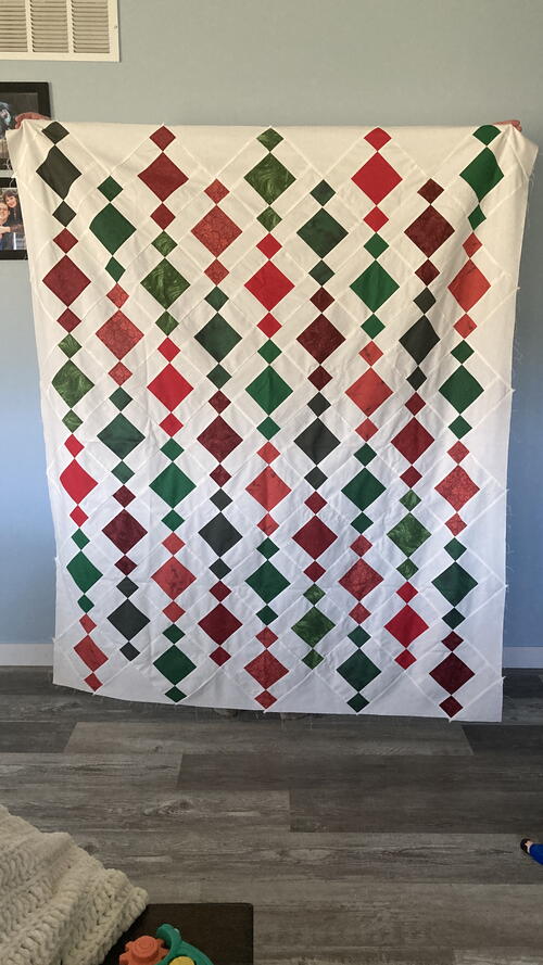 Red And Green Yuletide Quilt Pattern