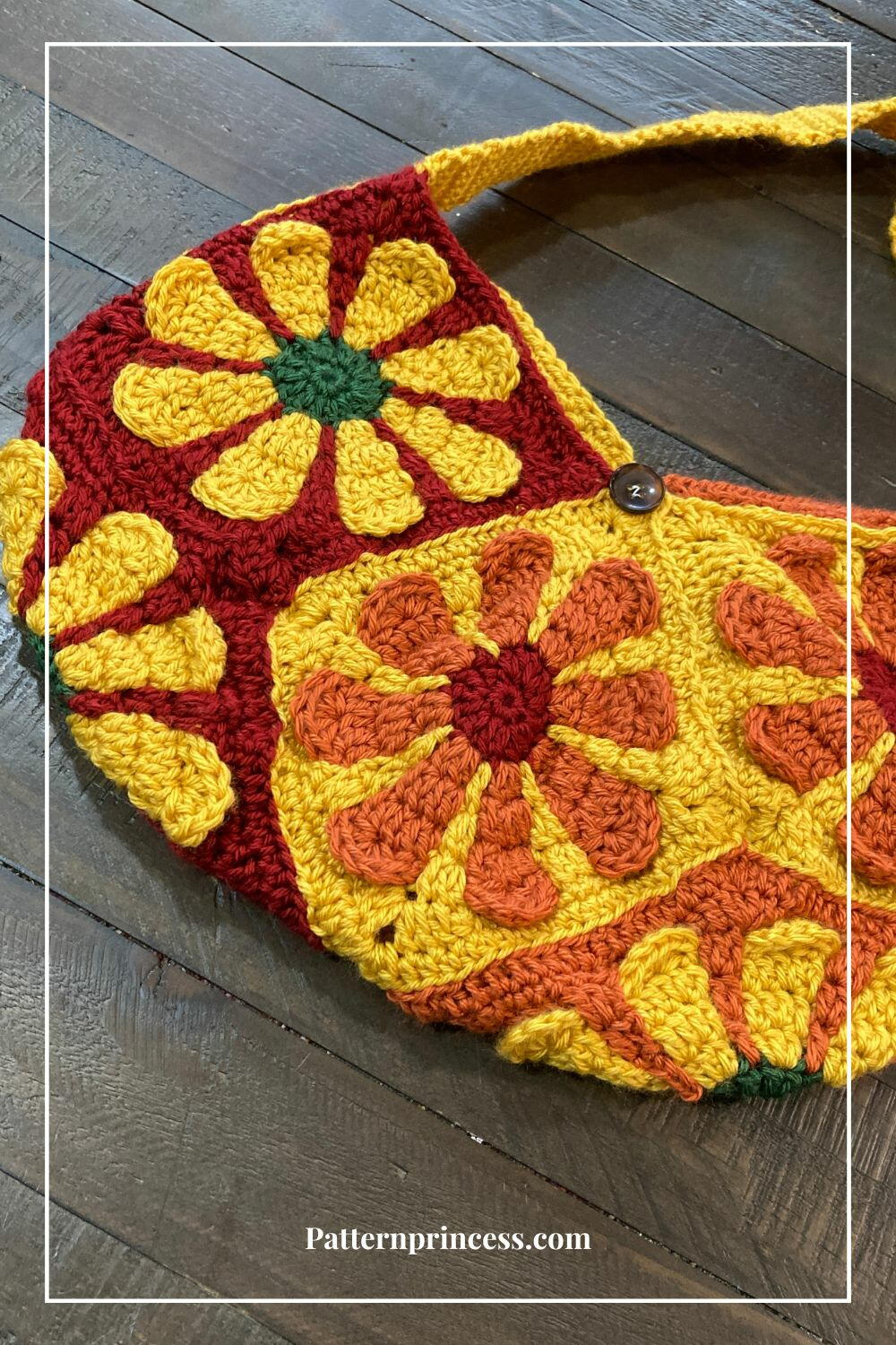 Granny Square Daisy Tote Bag Crochet Pattern Favecrafts