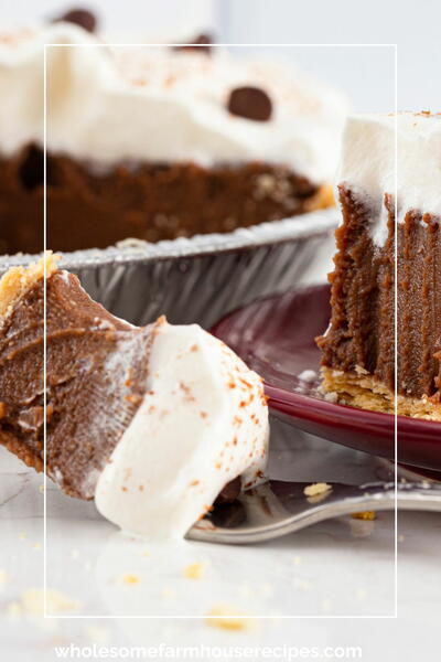 Irresistible Amish Chocolate Fudge Pie: A Classic Dessert