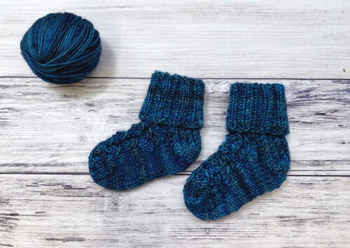 Mock Cable Knit Baby Socks
