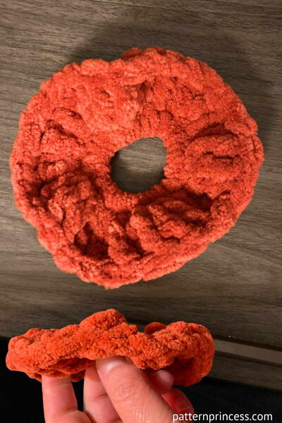 Easy Crochet Hair Scrunchie Pattern For Beginners