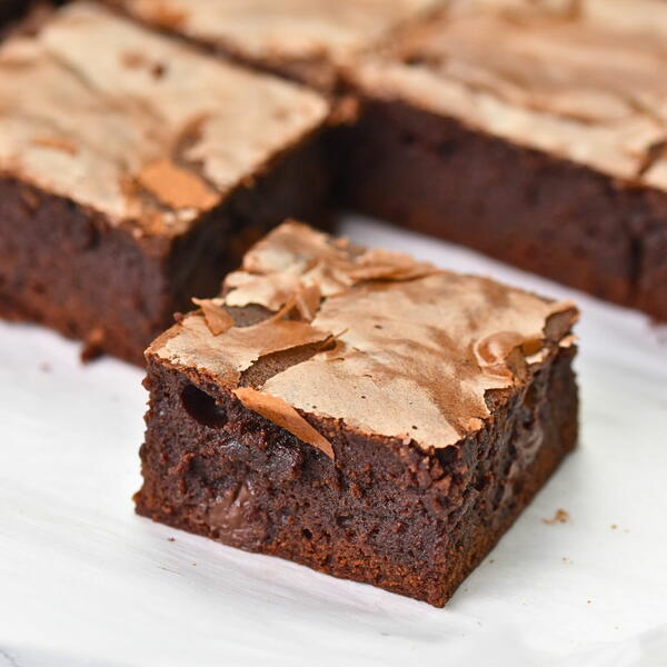 Foolproof Crinkly Fudgy Brownies