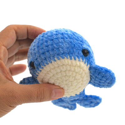 No-sew Crochet Whale Free Pattern