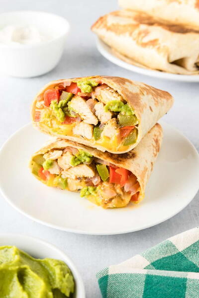 Easy Chicken Fajita Wraps