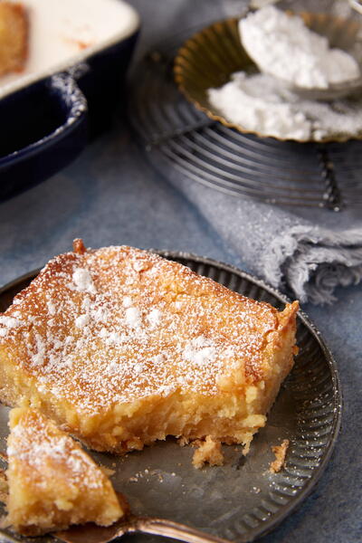 Paula Deen Gooey Butter Cake