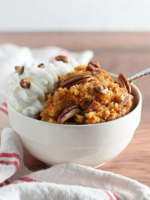 Slow Cooker Pumpkin Cobbler