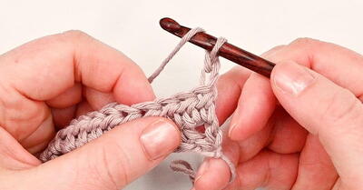 Turning Chain For Half Double Crochet – 5 Alternatives