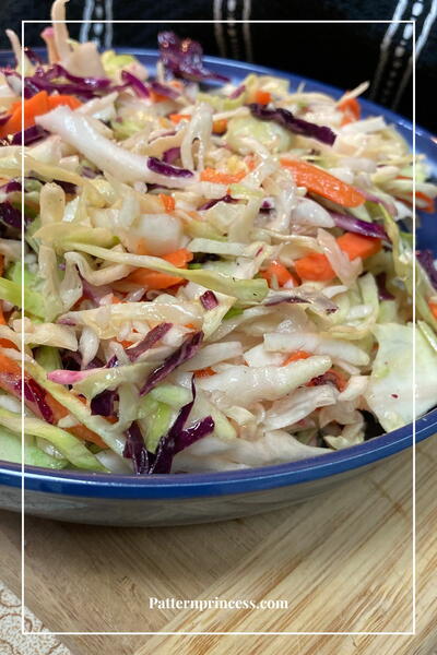 Classic Vinegar And Oil Based Coleslaw Recipe