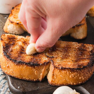 Grilled Garlic Bread