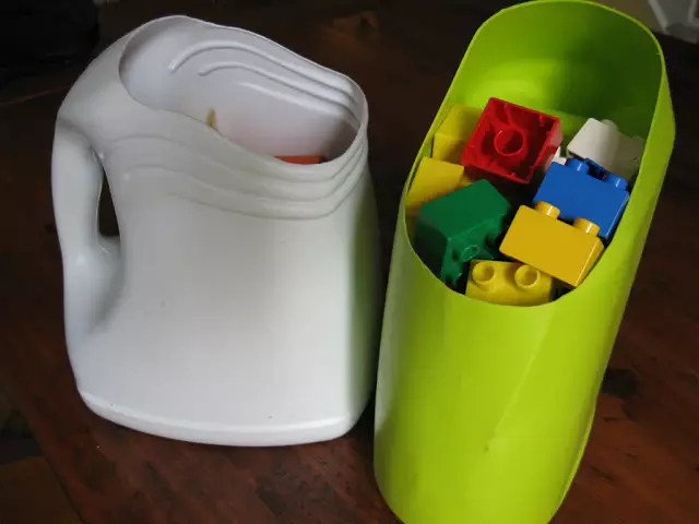Making Storage Containers With Reclaimed Plastic Bottles Making Storage ...