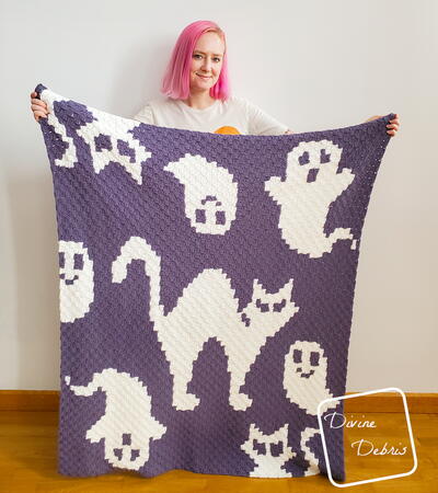 A Ghoul's Best Friend Blanket