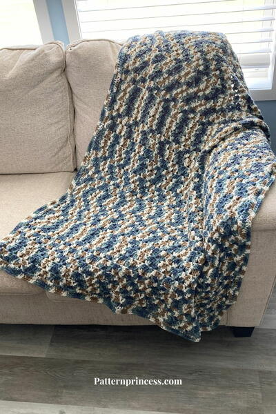 Modern Granny Dappled Country Cozy Throw