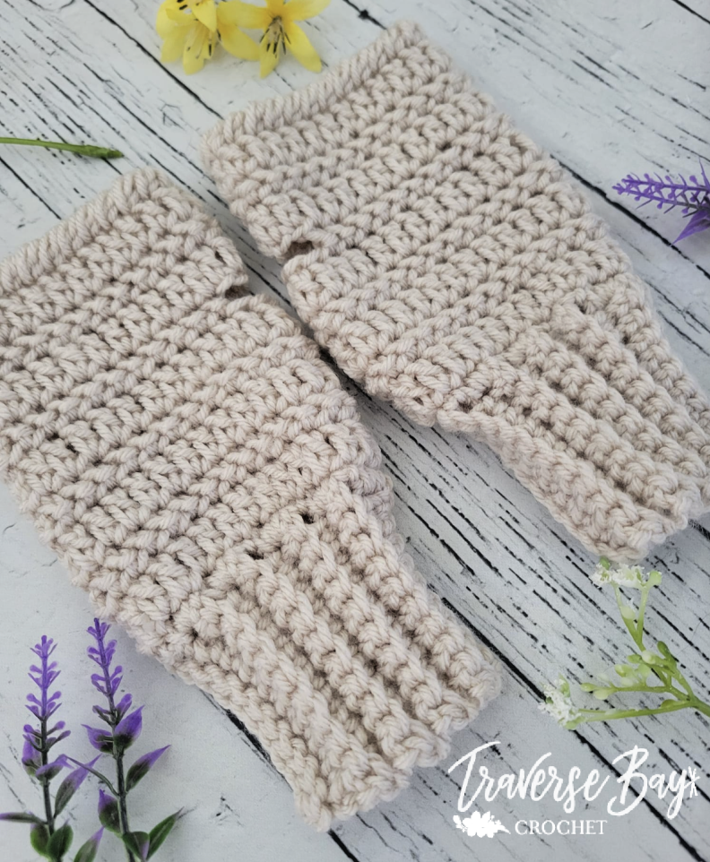HERRINGBON WOVEN  BUTTON GLOVES