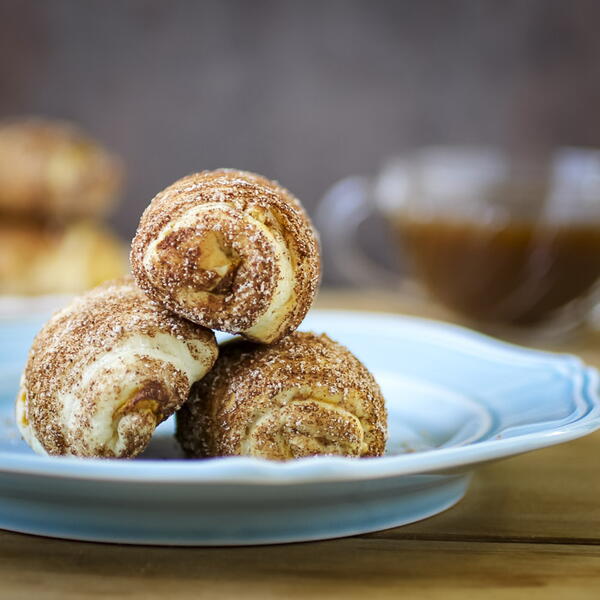 Pumpkin Cream Cheese Crescent Rolls