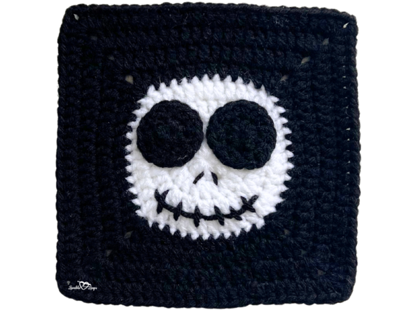 Spooky Skull Granny Square