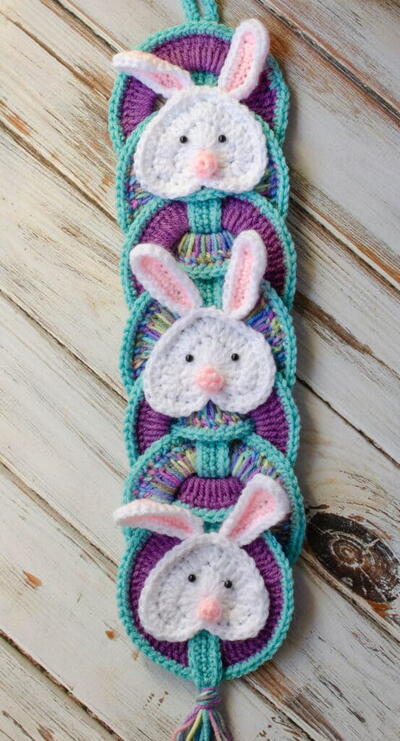 Crochet Bunny Wallhanging