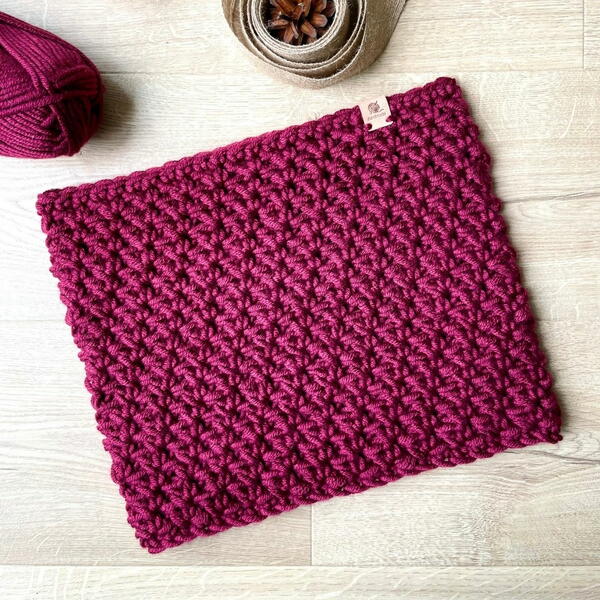 Quick And Easy Crochet Cowl Pattern