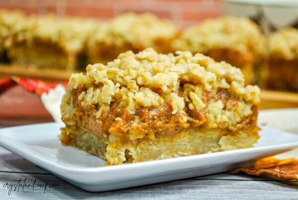 Pumpkin Crumb Bar