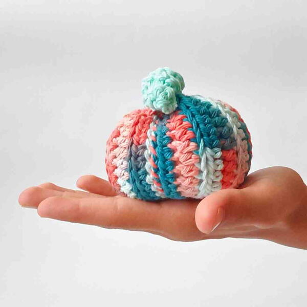 Easy Colored Pumpkin Crochet Pattern