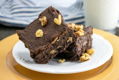 Nutty Chocolate Walnut Brownies