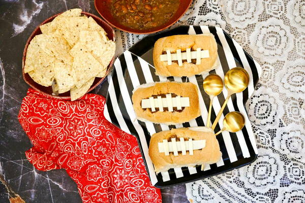 Football Chili Bread Bowl Recipe