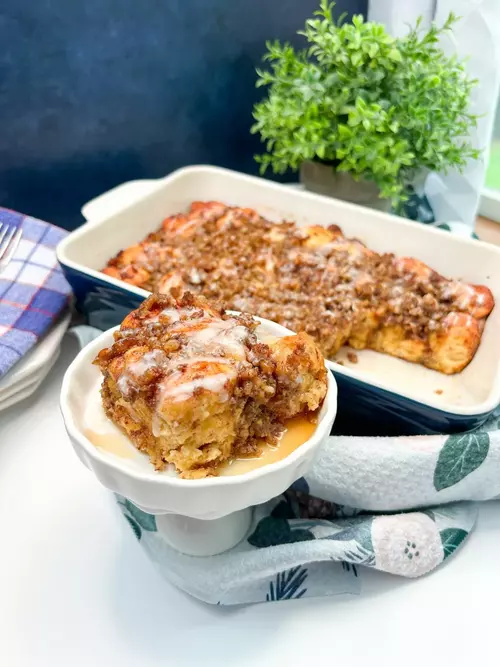 Breakfast Casserole With Cinnamon Rolls And Sausage