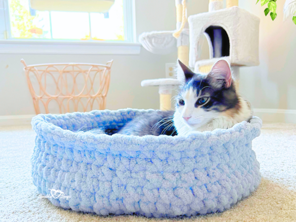 Cozy Cloud Cat Bed