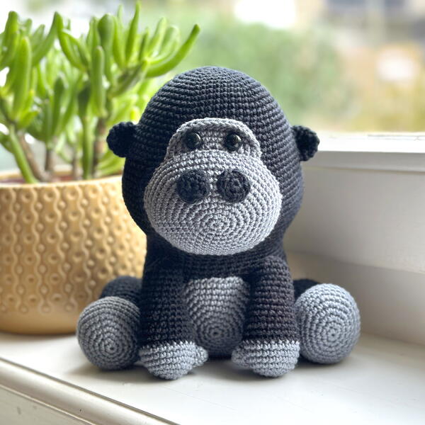 Bonzo The Gorilla Amigurumi Crochet Pattern