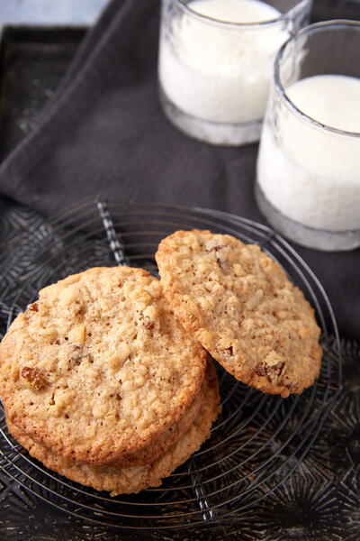 Oatmeal Coconut Cookies