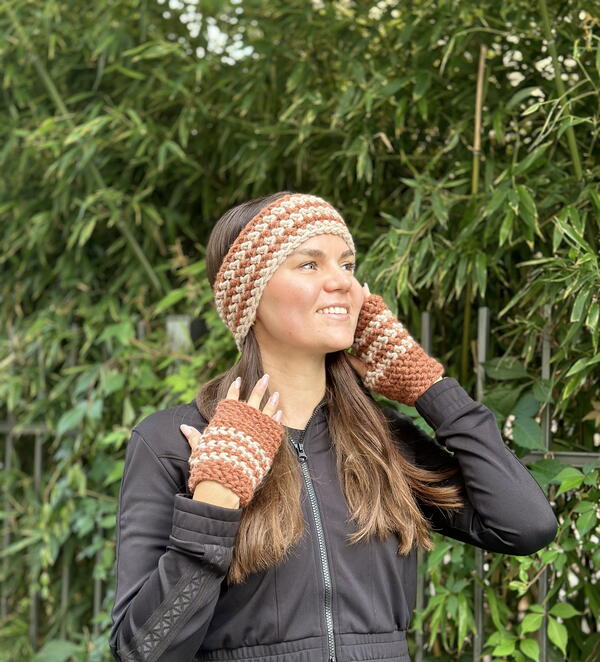 Elisabeth Ear Warmer With Gloves