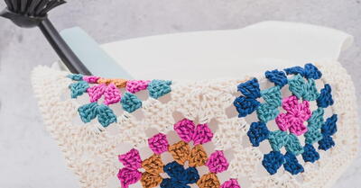 Granny Square Dishcloth – Free Crochet Pattern