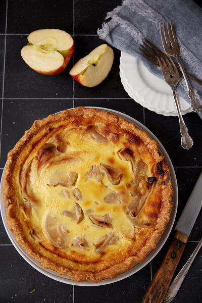 Apple Custard Pie