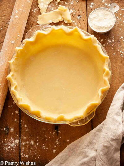 Easy 3 Ingredient Pie Crust