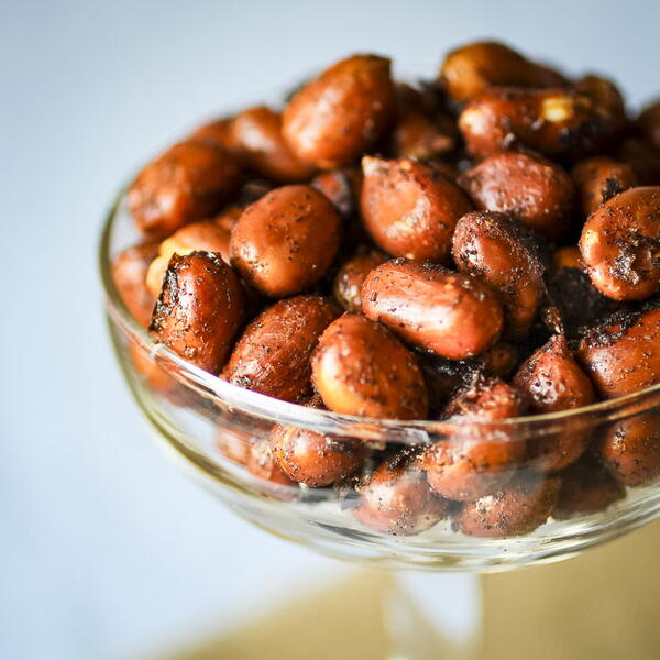 Honey Roasted Peanuts With Chipotle Spice